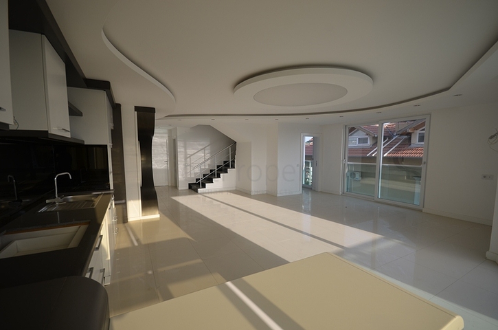 شقة 3+1 واسعة في جيكجيلي الانيا