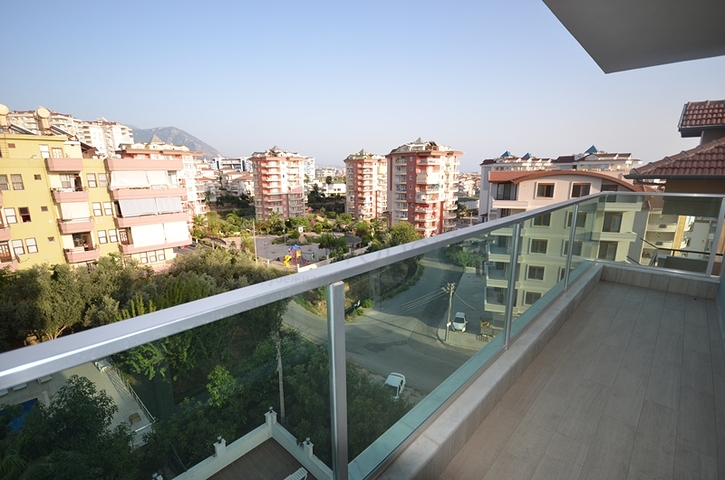 شقة 3+1 واسعة في جيكجيلي الانيا