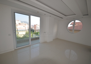 شقة 3+1 واسعة في جيكجيلي الانيا