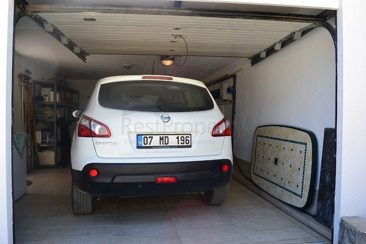 فيلا باطلالة رائعة ماهموت لار الانيا