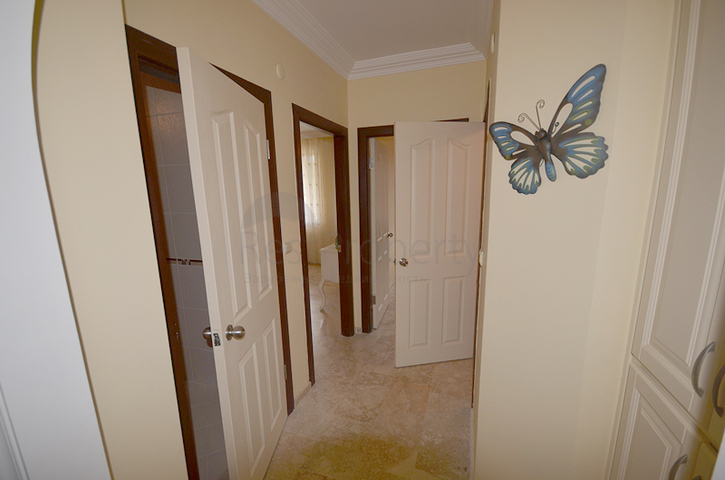 شقة 2+1 فاخرة وواسعة في منطقة محمود لار- ألانيا