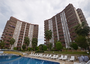 شقة 2+1 فاخرة وواسعة في منطقة محمود لار- ألانيا