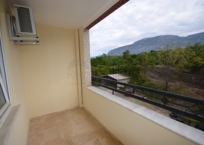 شقة 2+1 فاخرة وواسعة في منطقة محمود لار- ألانيا