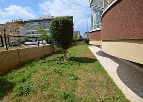 شقة بمساحة واسعة مؤثثة بالكامل في مركز منطقة أوبا – ألانيا