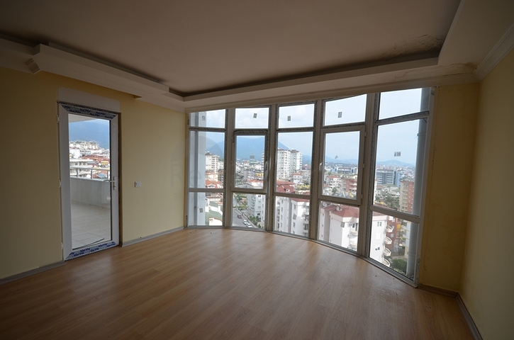 دوبلكس عائلية واسعة في منطقة جيكجلي الراقية / الانيا 