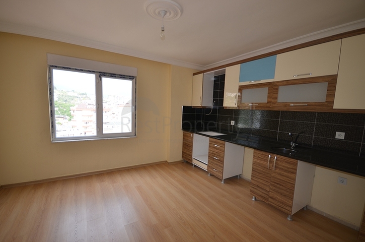 دوبلكس عائلية واسعة في منطقة جيكجلي الراقية / الانيا 