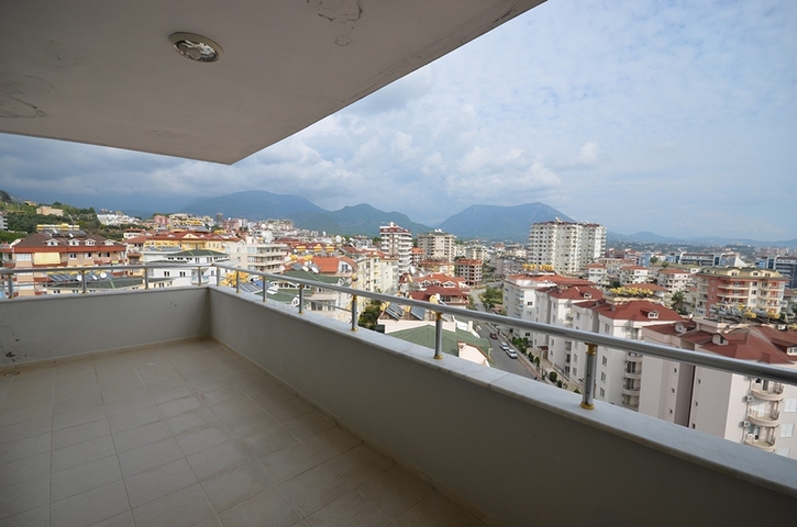 دوبلكس عائلية واسعة في منطقة جيكجلي الراقية / الانيا 