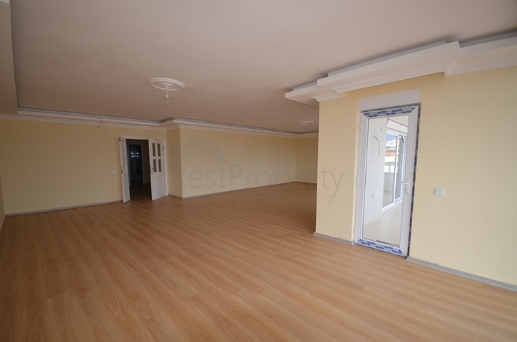 دوبلكس عائلية واسعة في منطقة جيكجلي الراقية / الانيا 