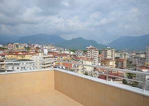 دوبلكس عائلية واسعة في منطقة جيكجلي الراقية / الانيا 