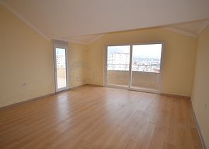 دوبلكس عائلية واسعة في منطقة جيكجلي الراقية / الانيا 