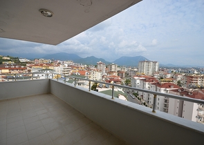 دوبلكس عائلية واسعة في منطقة جيكجلي الراقية / الانيا 