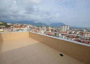 دوبلكس عائلية واسعة في منطقة جيكجلي الراقية / الانيا 