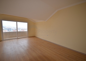 دوبلكس عائلية واسعة في منطقة جيكجلي الراقية / الانيا 