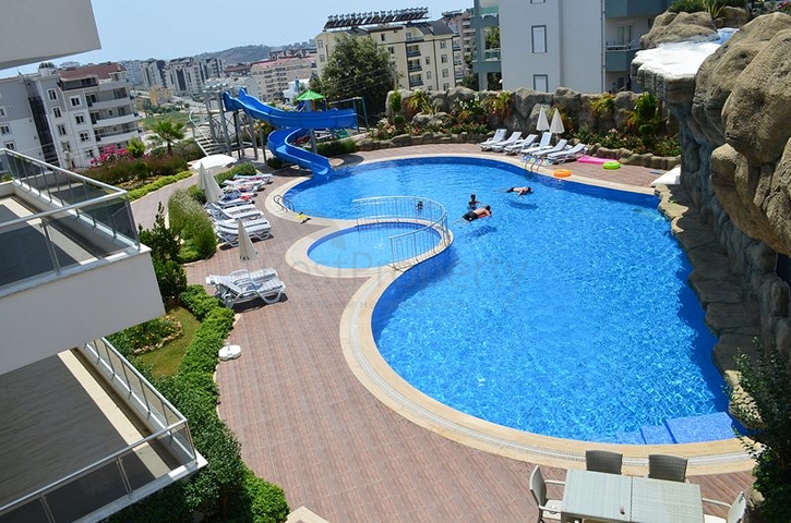 شقق عائلية ضمن مجمع سكني في افسلار / الانيا 