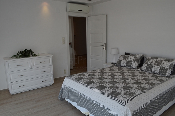 شقق عائلية ضمن مجمع سكني في افسلار / الانيا 