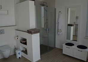 شقق عائلية ضمن مجمع سكني في افسلار / الانيا 