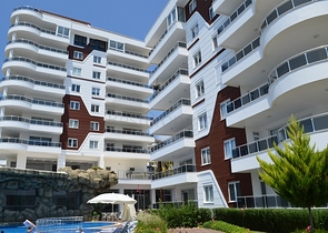 شقق عائلية ضمن مجمع سكني في افسلار / الانيا 