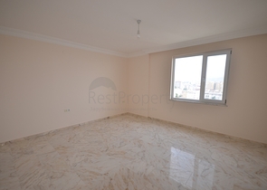 شقة واسعة بغرفتي نوم في محمود لار / الانيا