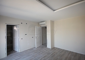 مشروع منتهي مع شقق 2 + 1 و 3 + 1 في لارا ، أنطاليا بالقرب من نهر دودين