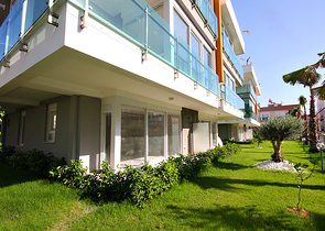 مشروع منتهي في أنطاليا في منطقة لارا على مسافة قريبة من المدرسة الروسية