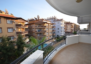 شقة واسعة في واحدة من أفضل المناطق في ألانيا-أوبا