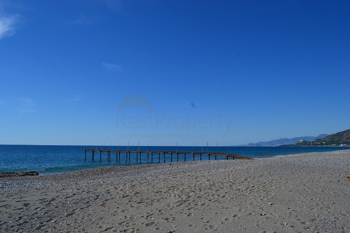 فيلا بسعر جيد في ألانيا 