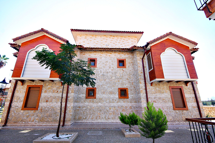 فيلات بالتصميم العثماني في انطاليا