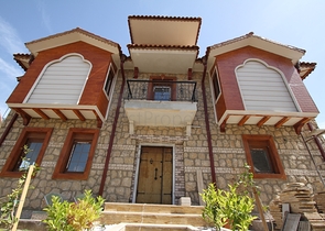 فيلات بالتصميم العثماني في انطاليا