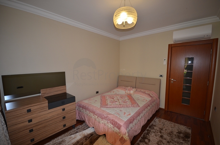 شقة في مجمع مميز في الانيا