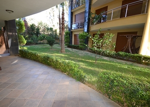 شقة في مجمع مميز في الانيا