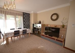 شقة في مجمع مميز في الانيا