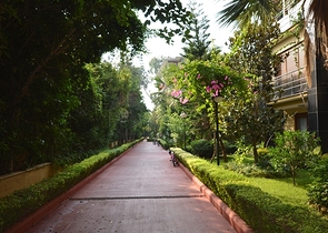 شقة في مجمع مميز في الانيا