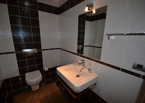 شقة في مجمع مميز في الانيا