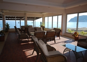 شقة في مجمع مميز في الانيا