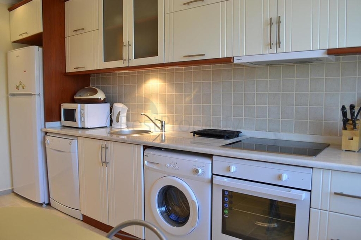 شقة غرفتين و صالة في محمودلار