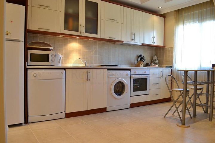 شقة غرفتين و صالة في محمودلار