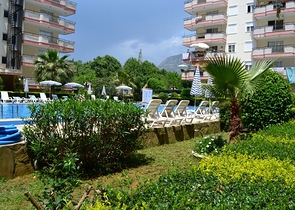 شقة غرفتين و صالة في محمودلار