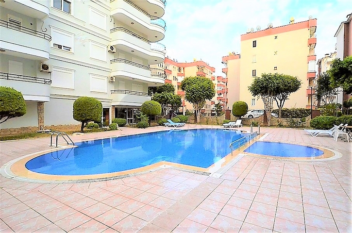 شقة واسعة في ماهموت لار