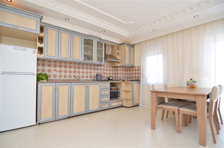 شقة واسعة في ماهموت لار