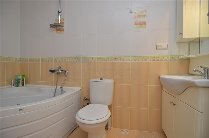 شقة واسعة في ماهموت لار