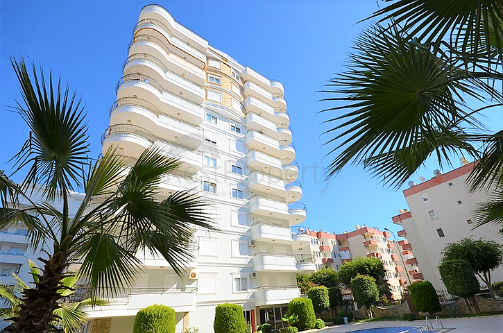 شقة واسعة في ماهموت لار