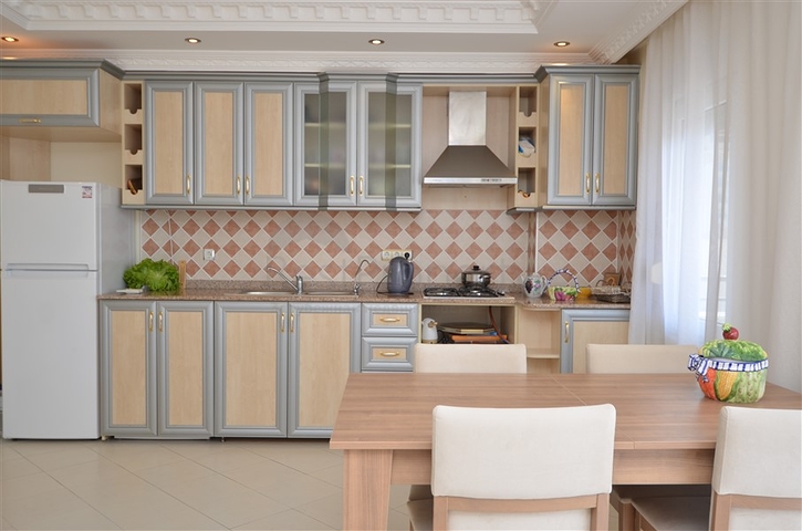 شقة واسعة في ماهموت لار