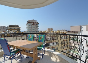 شقة واسعة في ماهموت لار