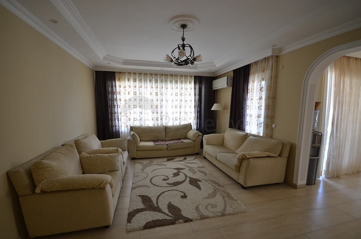 شقة بينتهاوس في مركز الانيا