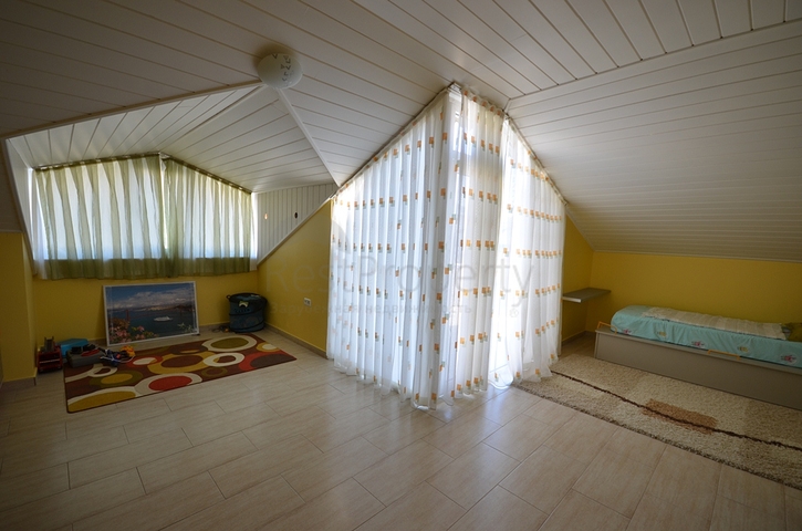 شقة بينتهاوس في مركز الانيا