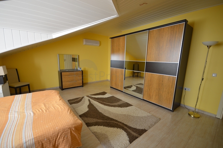 شقة بينتهاوس في مركز الانيا