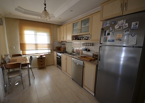 شقة بينتهاوس في مركز الانيا