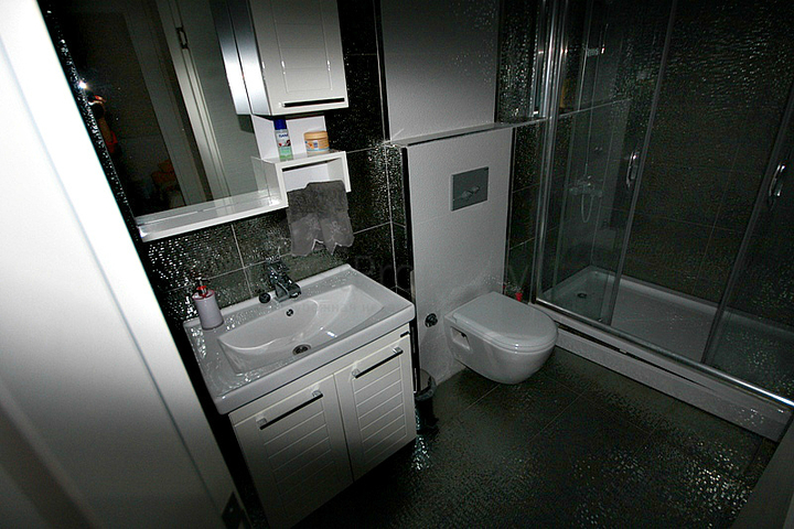 شقة غرفة و صالة قريبة من البحر في كونيالتي - انطاليا