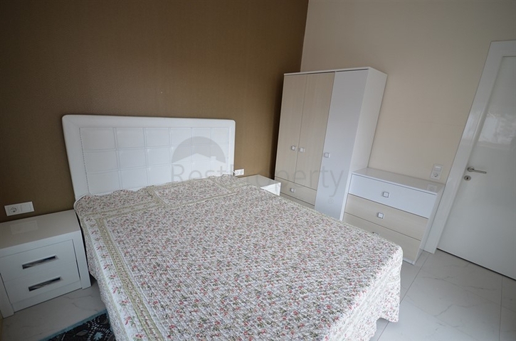 شقة دوبلكس في مركز الانيا