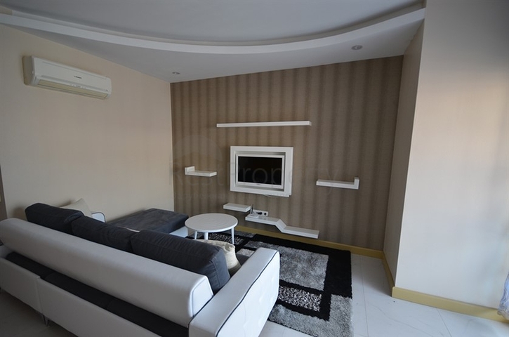 شقة دوبلكس في مركز الانيا